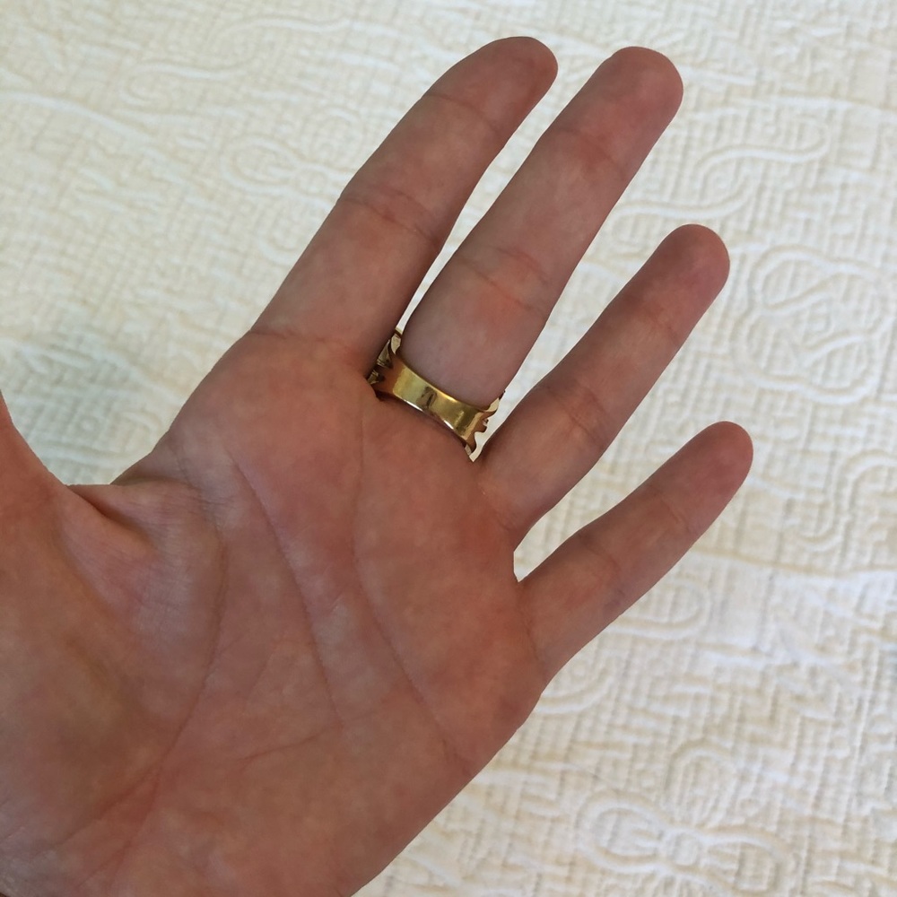 Pearl Statement Ring - Picture 4 of 5
